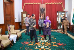 Gubernur Khofifah Optimis Akselerasi Ekonomi Syariah dari Jawa Timur untuk Indonesia Makin Signifikan