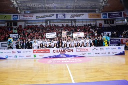 SMA St Louis 1 Cetak Sejarah, Kawinkan Gelar DBL Surabaya 2025