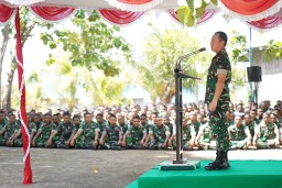 Pangdam IX/Udayana Lepas 1.588 Prajurit Yonif Teritorial Pembangunan ke Wilayah NTB dan NTT