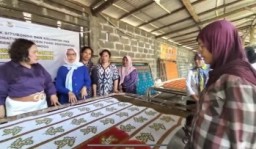 Revolusi Batik dan Pangan Lokal Berbasis Inovasi Teknologi Universitas Unitomo Surabaya