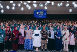 Ketua TP PKK Arumi Bachsin Tekankan Pentingnya Investasi Terhadap Diri Sendiri Untuk Generasi Muda
