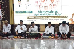 Bupati Sidoarjo Jalin Silaturrahim dan Ngaji Kitab Bersama IKAPPMAM Cabang Sidoarjo*