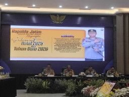 Refleksi Akhir Tahun, Polda Jatim Pastikan Keamanan Kondusif dan Ajak Warga Rayakan Tahun Baru dengan Bijak