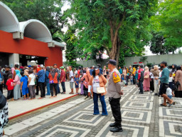 Awali Tahun 2026, Polres Tanjung Perak  Tingkatkan Pengamanan di Kawasan Wisata Pantai.