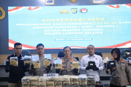 Polisi Gagalkan Penyelundupan Jaringan Aceh-Jakarta Di Pelabuhan Bakauheni ,Sebanyak 122,5 Kg Sabu, 3 Tersangka Ditangka