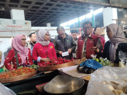 Tim Pengendalian Harga Pangan Jatim Pantau Pasar Pucang, Harga Masih Terkendali Jelang Ramadan