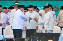 Presiden RI Prabowo Subianto Didampingi Gubernur Khofifah Hadiri Mujahadah Kubro Satu Abad NU di Malang
