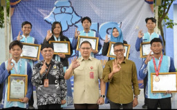 Aries Agung Paewai Apresiasi 11 Siswa Berprestasi SMAN 1 Glagah Banyuwangi, Bukti Nyata Dukungan Pendidikan Jatim