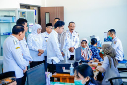 Gubernur Khofifah Pastikan Pasien PBI Tetap Terlayani Selama Masa Transisi