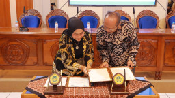 Unitomo Gandeng Badan Keahlian DPR RI Uji Publik RUU Pengelolaan Sumber Daya Nasional