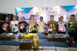 Polda Jatim Tindak Tegas Produsen MinyaKita Nakal, Isi Tak Sesuai Kemasan ‎