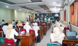 Kadisdik Jatim Tekankan Pentingnya Kesadaran Kebersihan di SMAN 1 Boyolangu