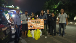 Cak Yebe Gandeng FORWAN dan AWS, Ratusan Paket Daging Qurban Dibagikan ke Warga