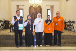 Gubernur Khofifah Ajak Masyarakat Mensukseskan Pendataan Sensus Ekonomi 2026