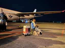 KLOTER 1 JAMAAH HAJI 2026 TIBA DI BANDARA JUANDA