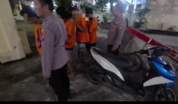 Polres Pelabuhan Tanjungperak Bongkar Sindikat Pencuri Belasan Unit AC, Empat Tersangka Diamankan ‎