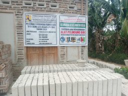 Plat Beton P3-TGAI di Pasir Ukir Asal Jadi, Diremas Tangan Langsung Hancur