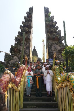 Simakrama Pangdam IX/Udayana Dengan Tokoh Agama dan Adat
