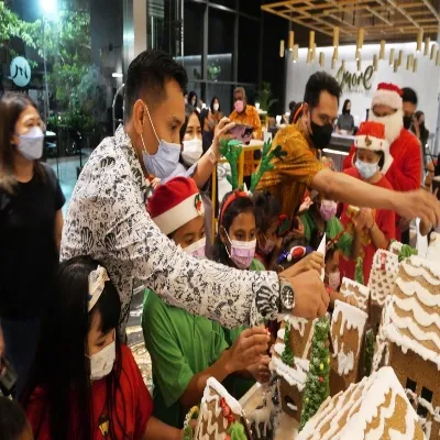 GRAND MERCURE SURABAYA CITY DALAM MENYAMBUT NATAL TAHUN INI