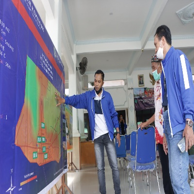 Mahasiswa KKN Tematik Unitomo Beri Kenangan Edukasi Desa Wisata Berbasis Mitigasi Bencana