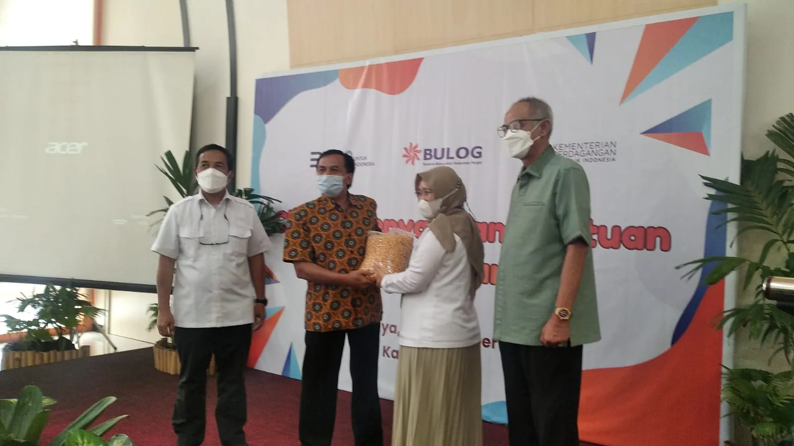 BULOG Kanwil Jatim Clossing Penyaluran Bantuan CSHP Jagung