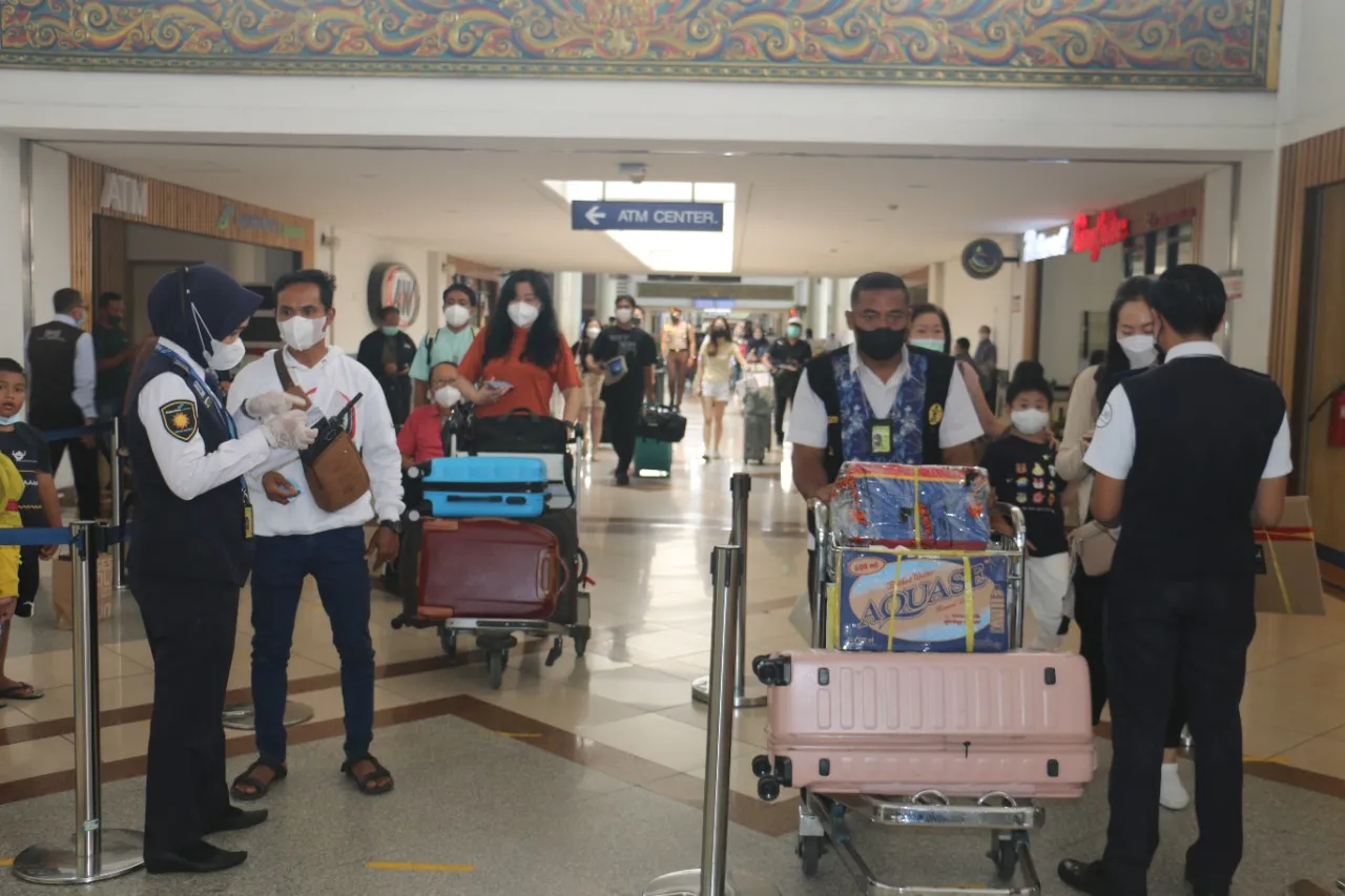 SEPANJANG TAHUN 2021, BANDARA JUANDA LAYANI 5,9 JUTA PENUMPANG