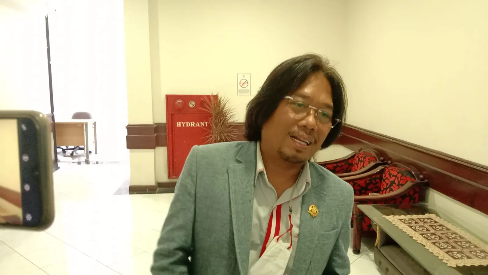 Budi Leksono Komisi A DPRD Surabaya Menyayangkan Di Berlakukan Denda Pengurusan Terlambat Urus Akte
