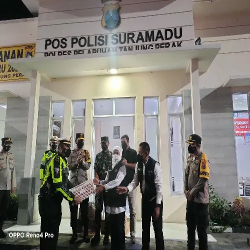 Antisipasi Kerumunan di Malam Pergantian Tahun, Forkopimda Jatim Cek Pos Pengamanan