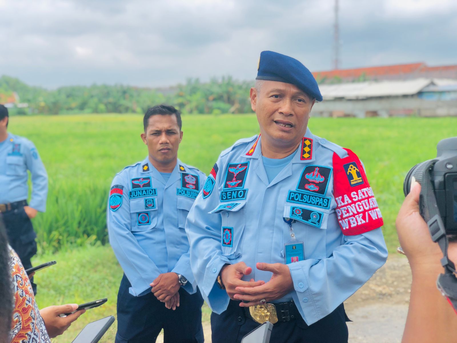 Lapas Pamekasan Ajari Eks Pecandu Narkotika Produksi Paving Blok