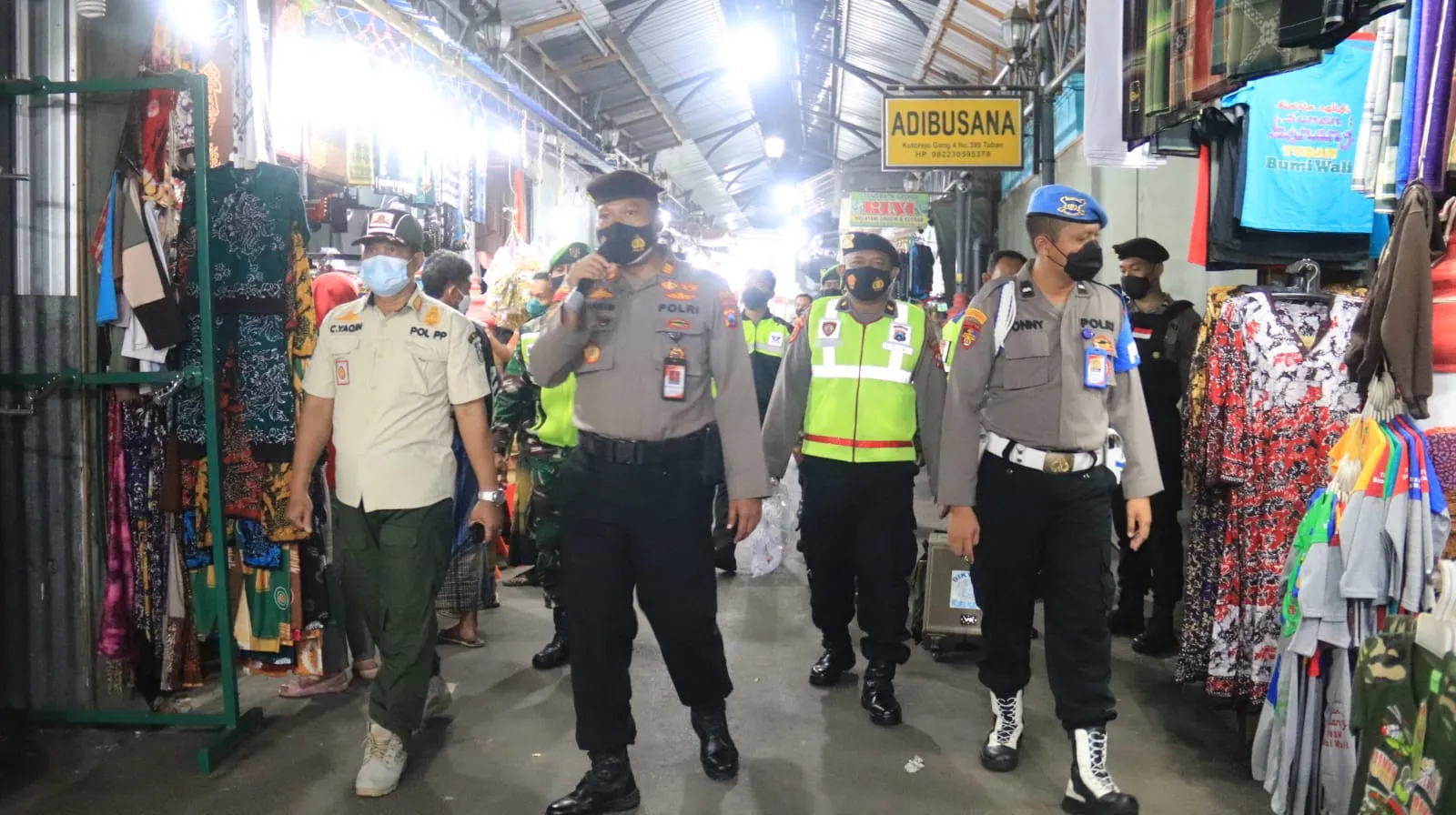 Antisipasi Omicron, Polres Tuban Gelar Pamor Keris Gabungan Sasar Tempat Keramaian