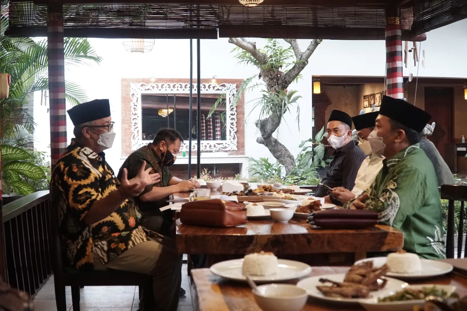 Menjelang Harlah NU ke-99, BI Jatim dan PWNU Jatim Jajaki Kerjasama Pemberdayaan UMKM dan Pengembangan Ekonomi Syariah