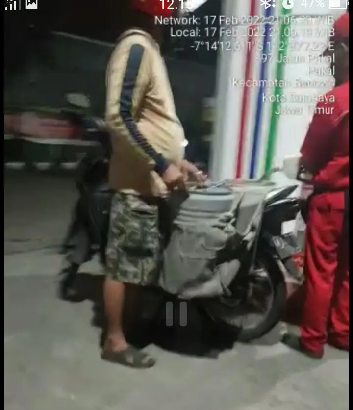 SPBU Wilayah Pakal Diduga layani Penjual Eceran