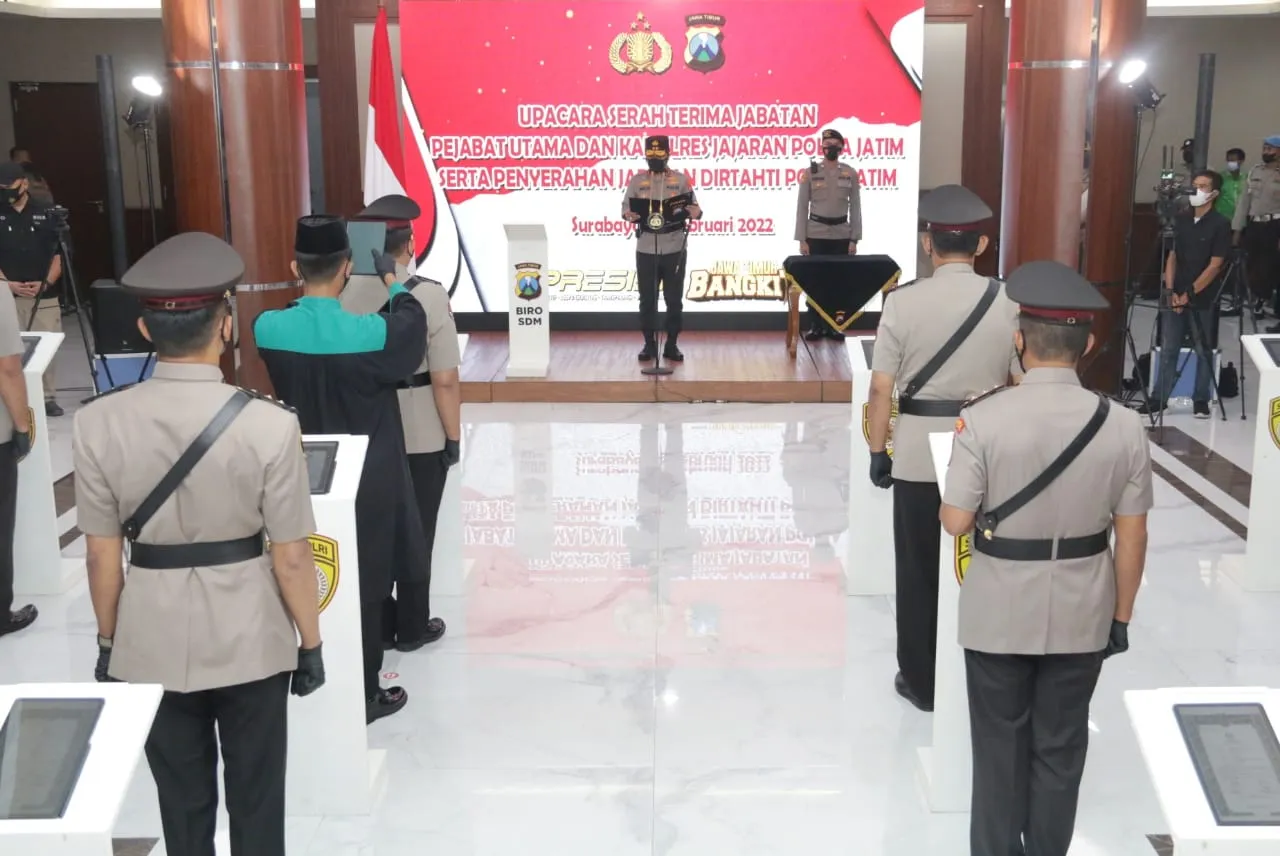 Kapolda Jatim Pimpin Sertijab PJU dan Empat Kapolres 