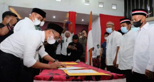 Sebanyak 391 Warga Cabut Bai’at Massal Mantan Anggota NII di Dharmasraya