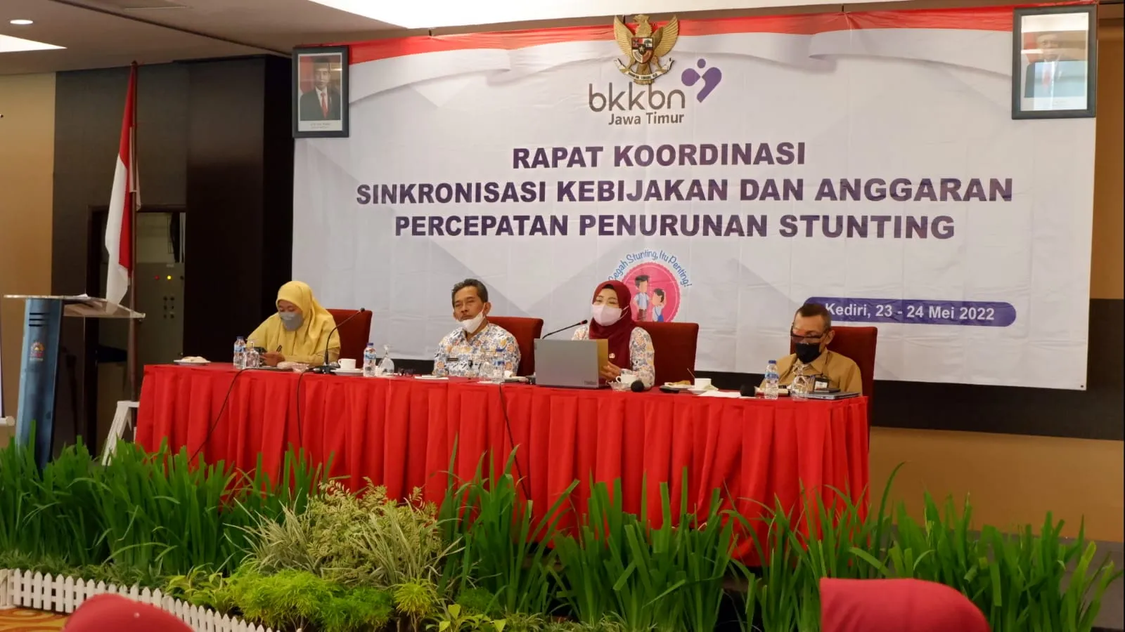 BKKBN JATIM GELAR RAPAT KOORDINASI SINKRONISASI DAN ANGGARAN PERCEPATAN PENURUNAN STUNTING