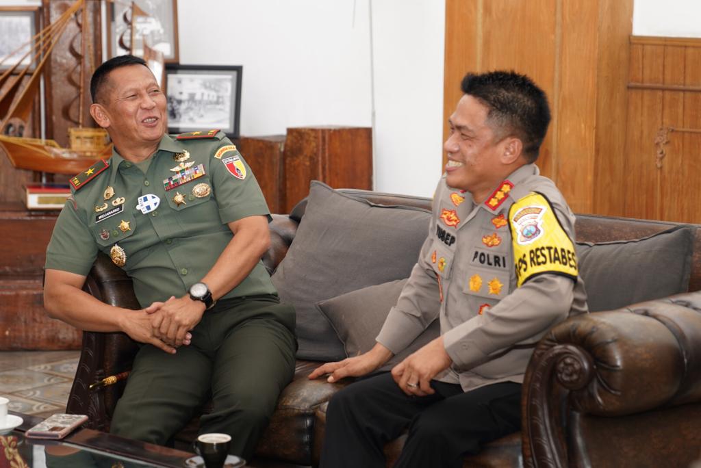 Danrem 084/Bhaskara Jaya, Silahturahmi Ke Polrestabes Surabaya