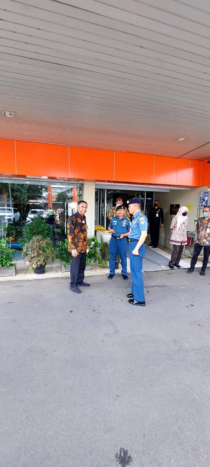 PERERAT SINERGI DAN KEKOMPAKAN ANTAR INSTANSI, LANUDAL JAKARTA SAMBANGI DLH DKI JAKARTA