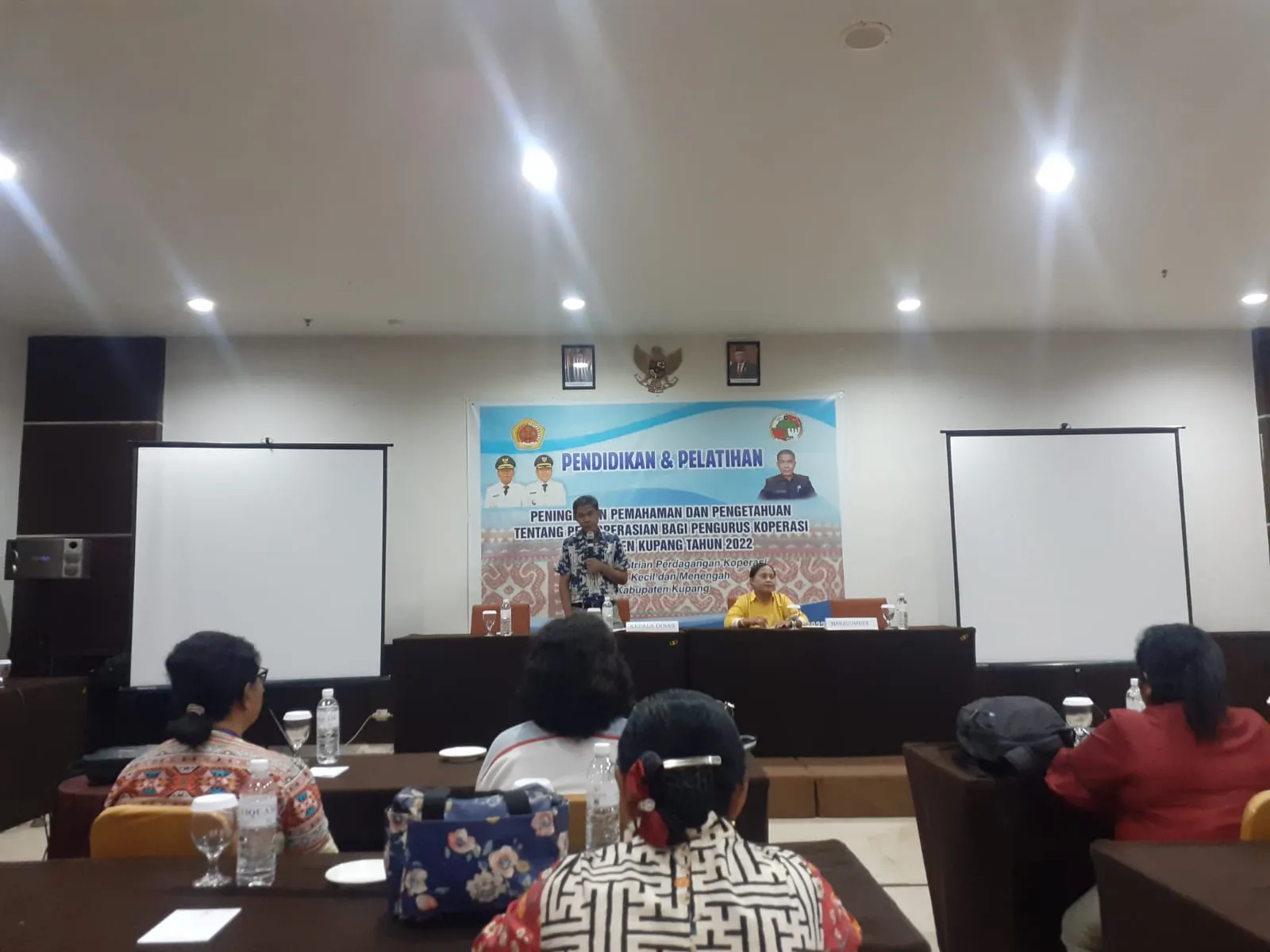 ANGGOTA PRIMKOPAL PANGKALAN UDARA ANGKATAN LAUT KUPANG MENGIKUTI PENDIDIKAN DAN PELATIHAN PERKOPERASIAN