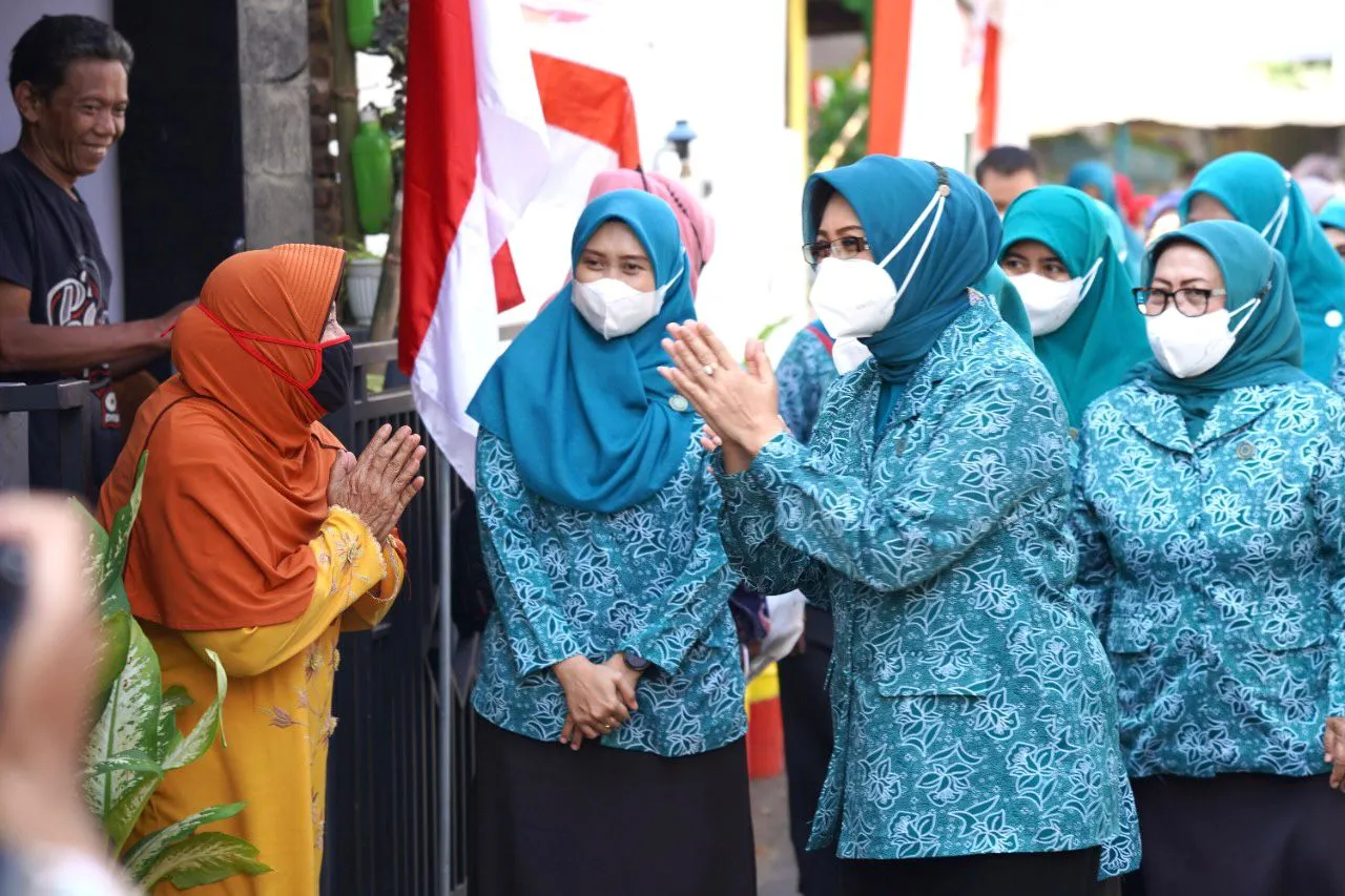 Fatma Gelar Lomba “Aku Hatinya PKK”, Ajak Masyarakat Manfaatkan Pekarangan Rumah untuk Penghijauan Lingkungan