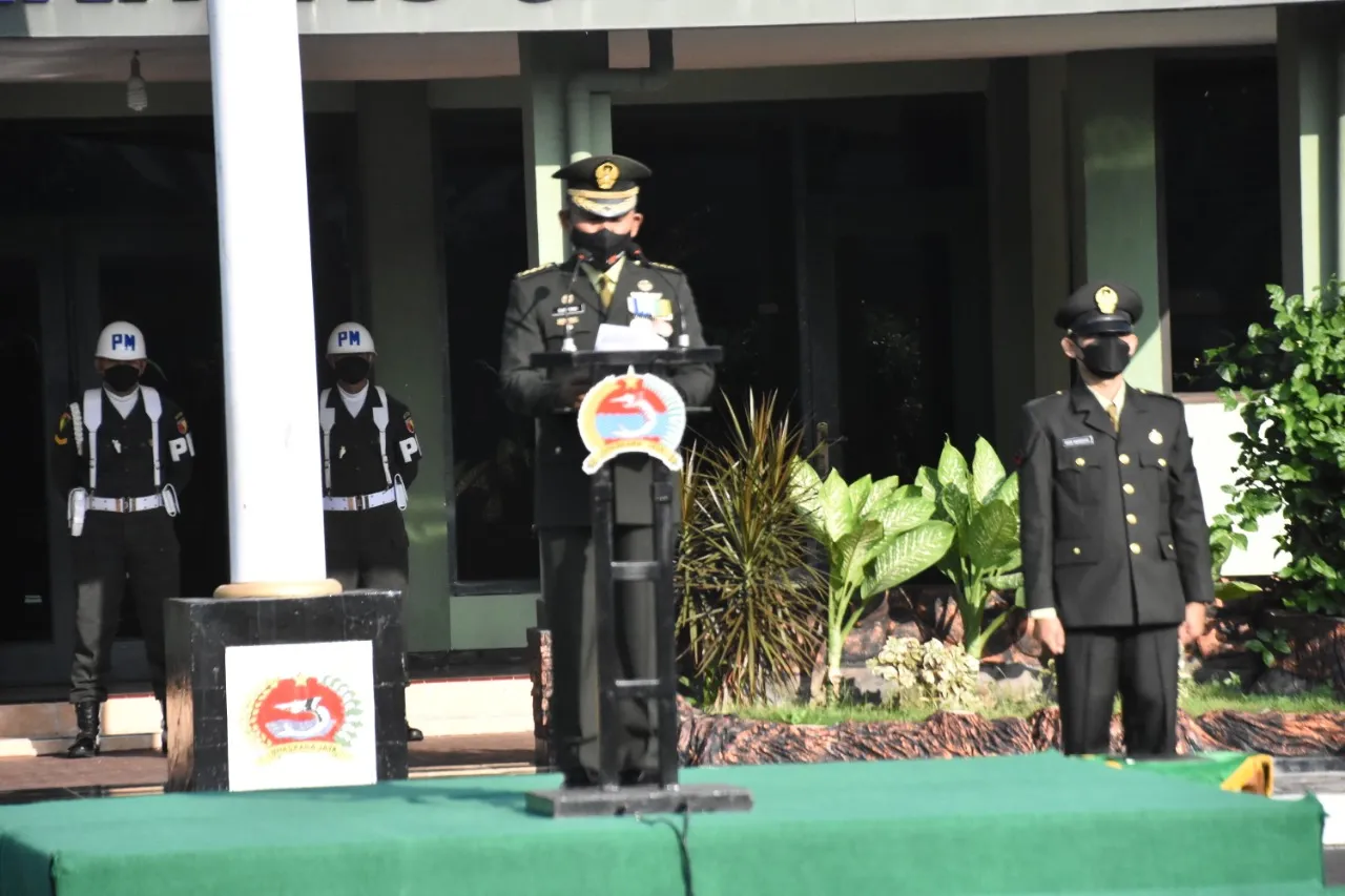 Korem 084/Bhaskara Jaya Gelar Upacara Peringatan HUT ke 77 Kemerdekaan RI