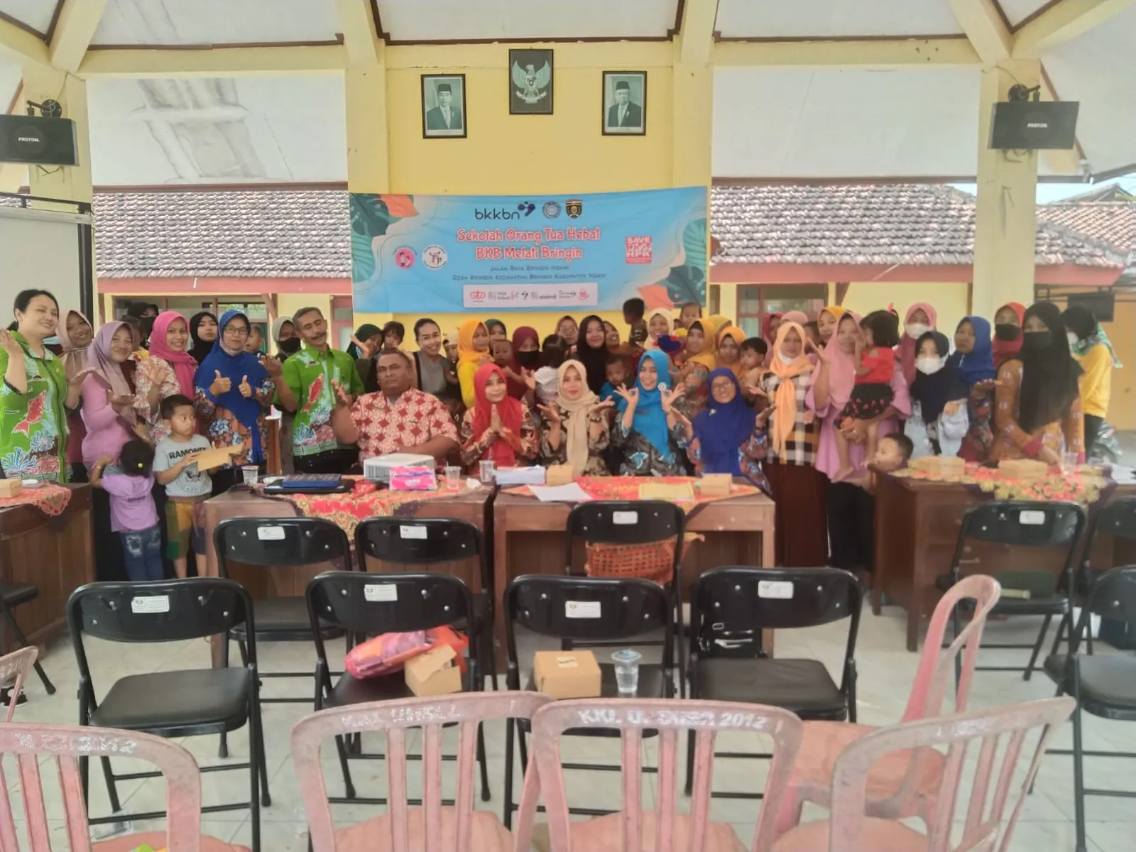 LAUNCHING SEKOLAH ORANG TUA HEBAT DAN SEKOLAH LANSIA TANGGUH DI KABUPATEN NGAWI