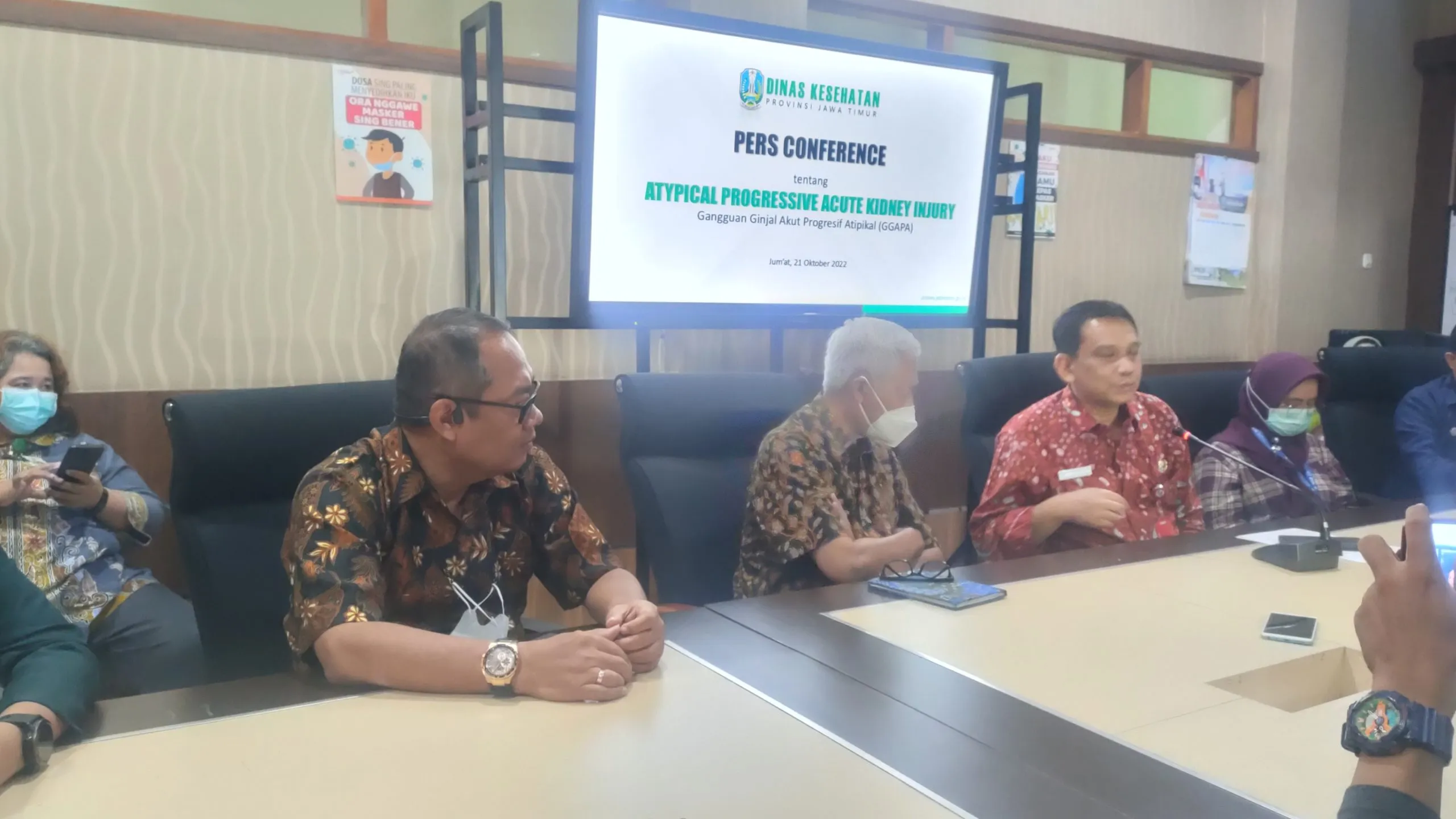 Gubernur Khofifah Imbau Masyarakat Tidak Panik Tetapi Tingkatkan Kewaspadaan