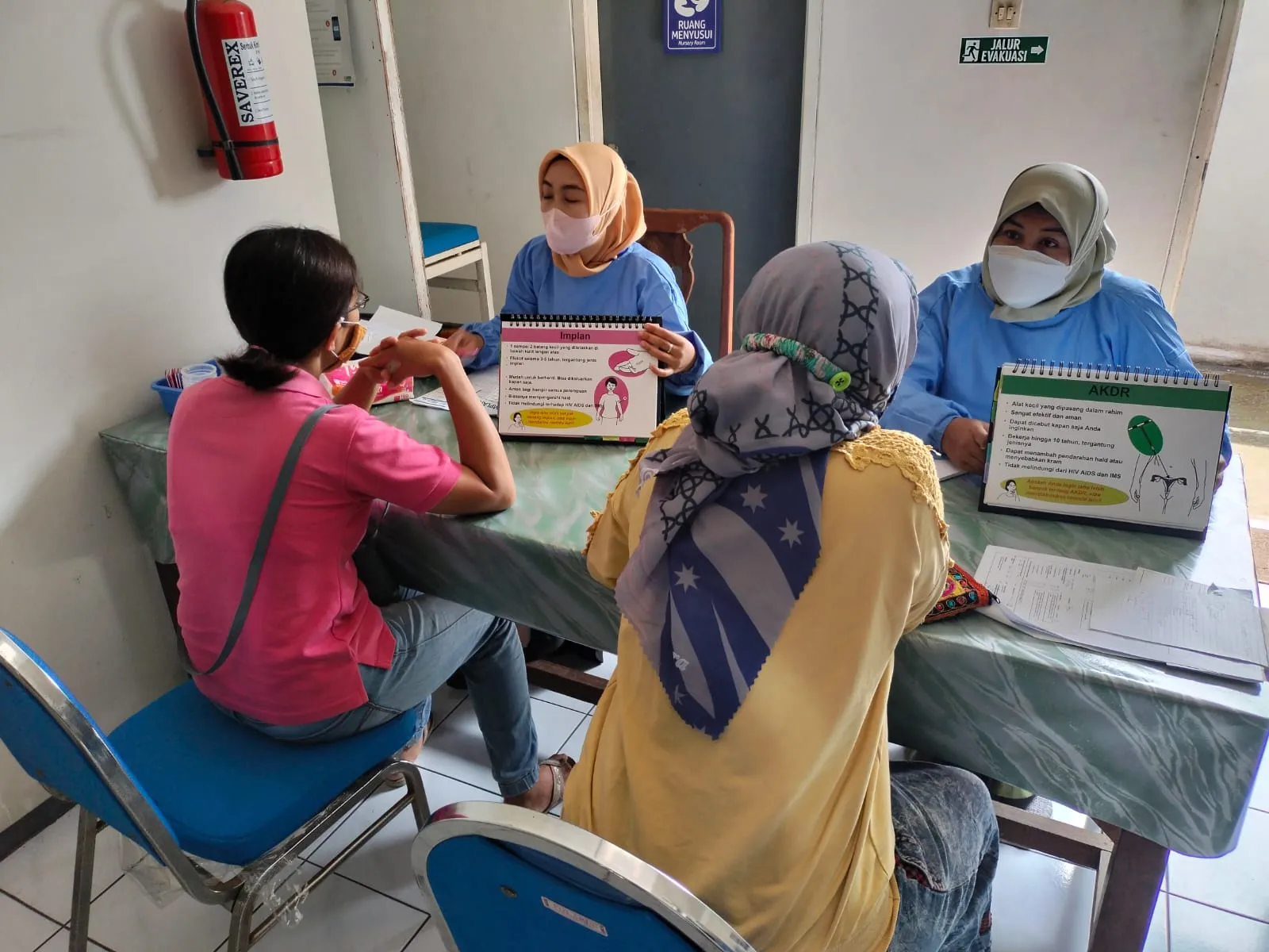 BKKBN Latih 100 Bidan Pelayanan KB Implan dan IUD