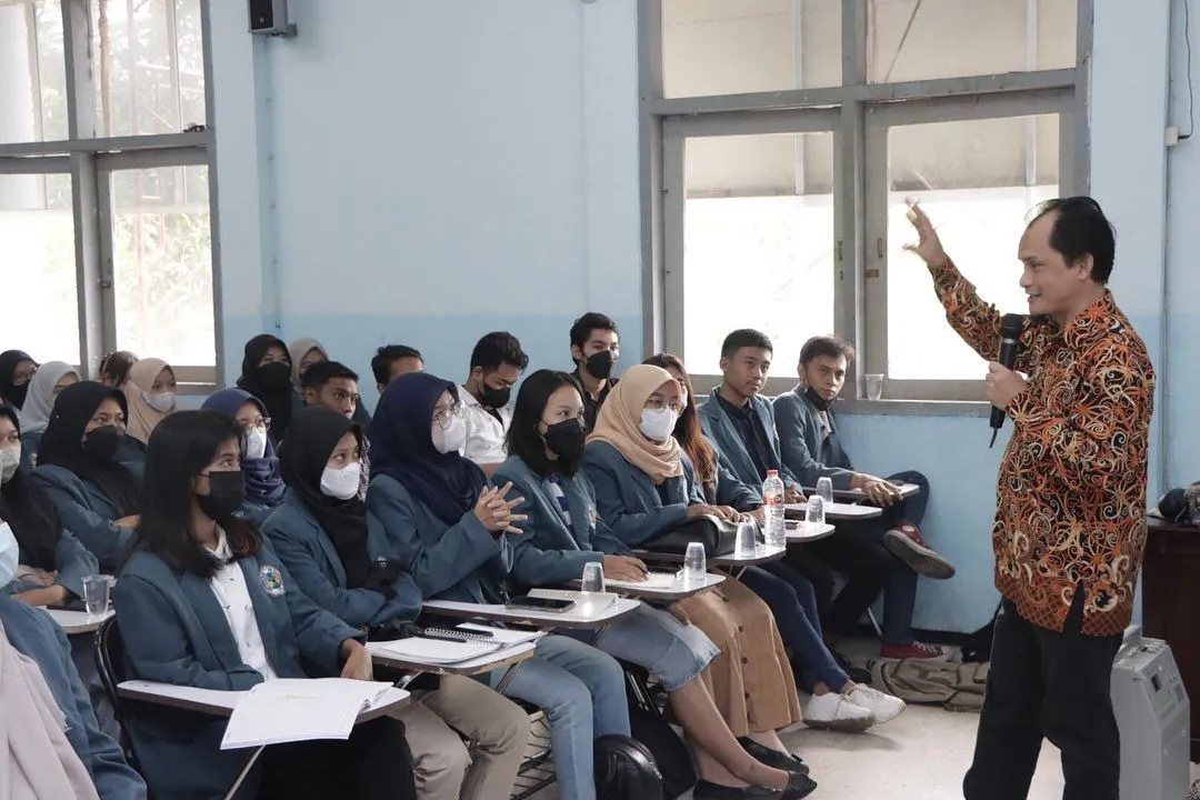 FP Unitomo Buka Wawasan Pentingnya Sertifikasi Halal pada Produk Pangan dan Perikanan Lewat Kuliah Tamu