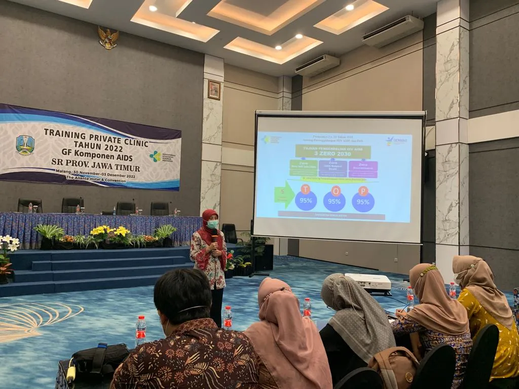 DINKES JATIM PERKUAT KOMITMEN LINTAS SEKTOR UNTUK CEGAH DAN KENDALIKAN HIV MENUJU ENDING AIDS 2030