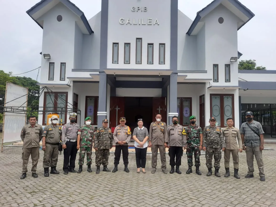 Mapolsek semampir bersama tiga pilar gait patroli menjalang natal dan tahun baru 