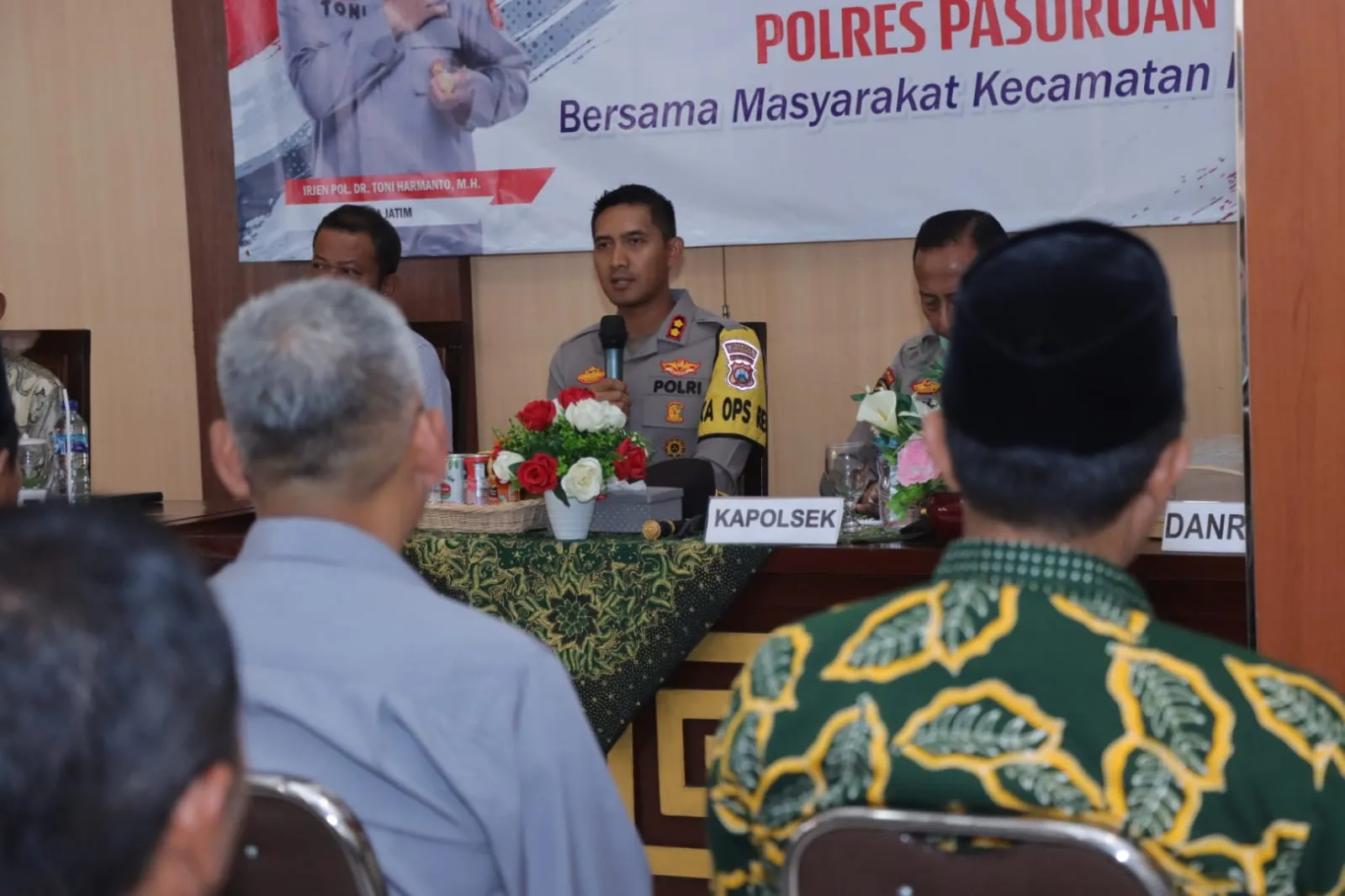 Mendengarkan Keluh Kesah Masyarakat, Polres Pasuruan Gelar Jum'at Curhat Bersama Masyarakat Kecamatan Purwodadi