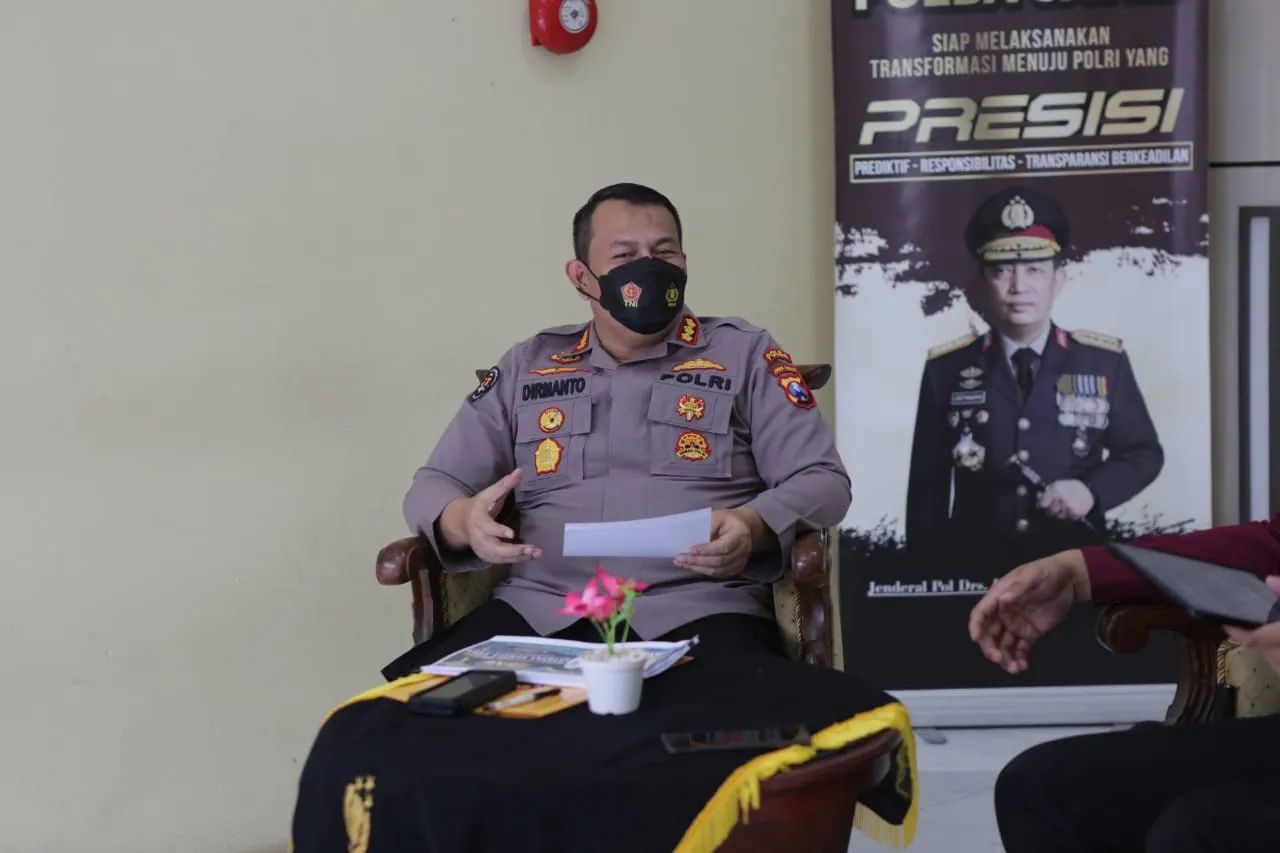 (Ditreskrimum) Polda Jatim, telah menetapkan Ferry Irawan sebagai tersangka kasus kekerasan dalam rumah tangga (KDRT)
