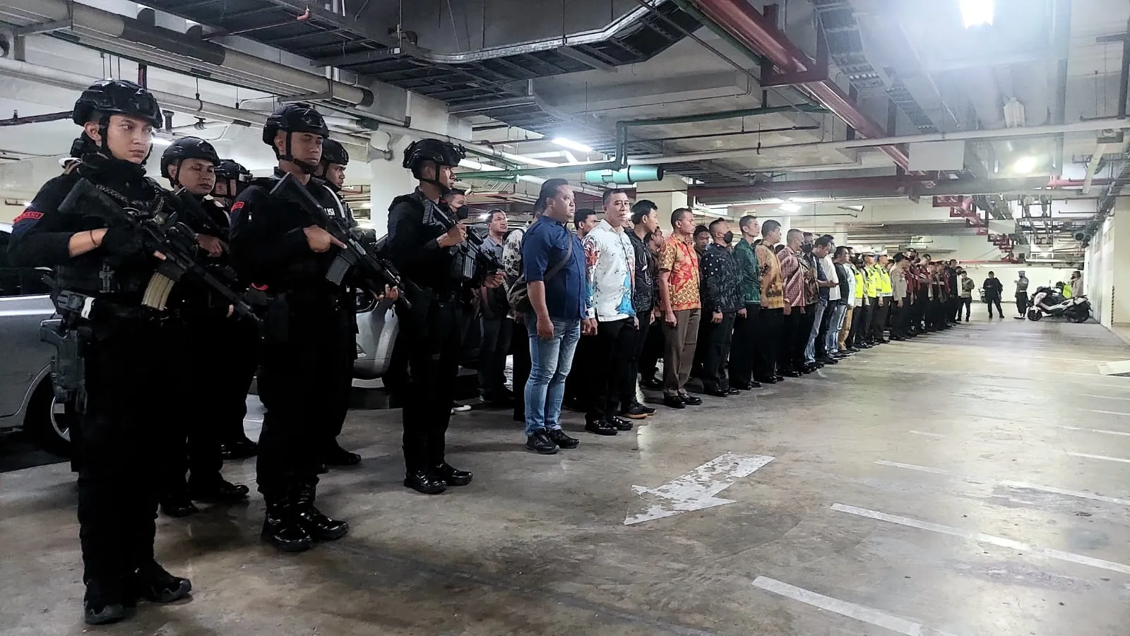 Ratusan Personel Polda Bali Amankan Munaslub Harley Davidson
