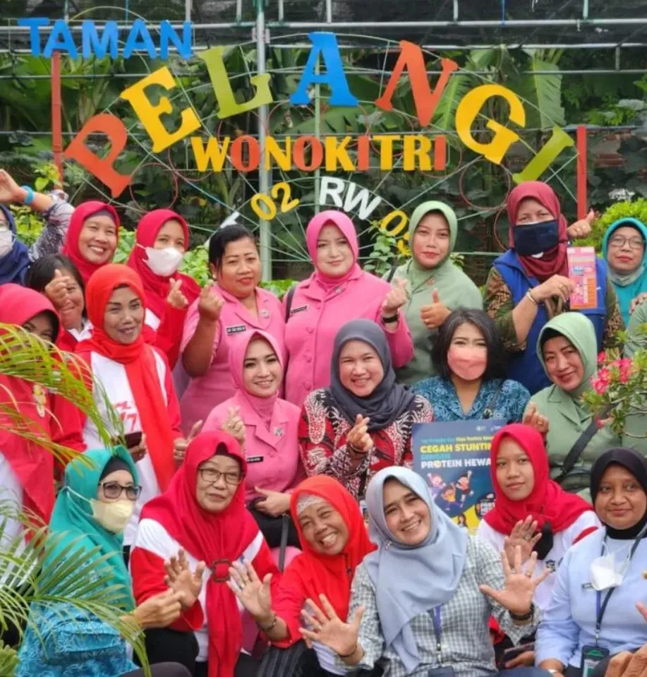 Memperingati Hari Gizi Nasional tahun 2023 Tim Penggerak PKK Kecamatan Dukuh Pakis Lakukan Kunjungan Ke Balita Stunting
